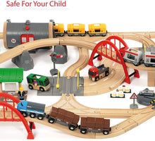 Load image into Gallery viewer, Brio BRI33052 Deluxe Railway Set, 87 Pieces Train Set