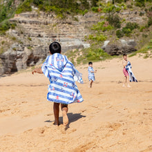 Load image into Gallery viewer, Lesimo Sand Free Kids Hooded Towel - Little Sailor